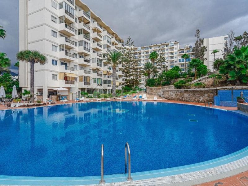 1 soverom Leilighet til salgs i Playa de las Americas med svømmebasseng garasje - € 295 000 (Ref: 10001242)