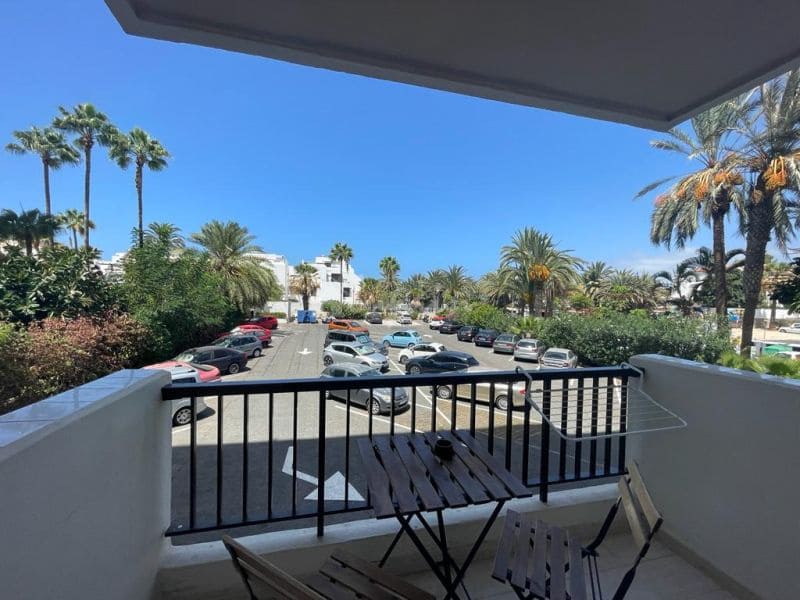 1 soverom Leilighet til salgs i Playa de las Americas med svømmebasseng garasje - € 295 000 (Ref: 10001242)