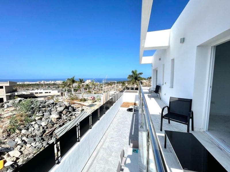 Chalet de 3 habitaciones en Costa Adeje en venta con piscina garaje - 1.900.000 € (Ref: 10001243)
