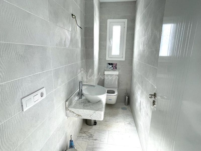 Chalet de 3 habitaciones en Costa Adeje en venta con piscina garaje - 1.900.000 € (Ref: 10001243)