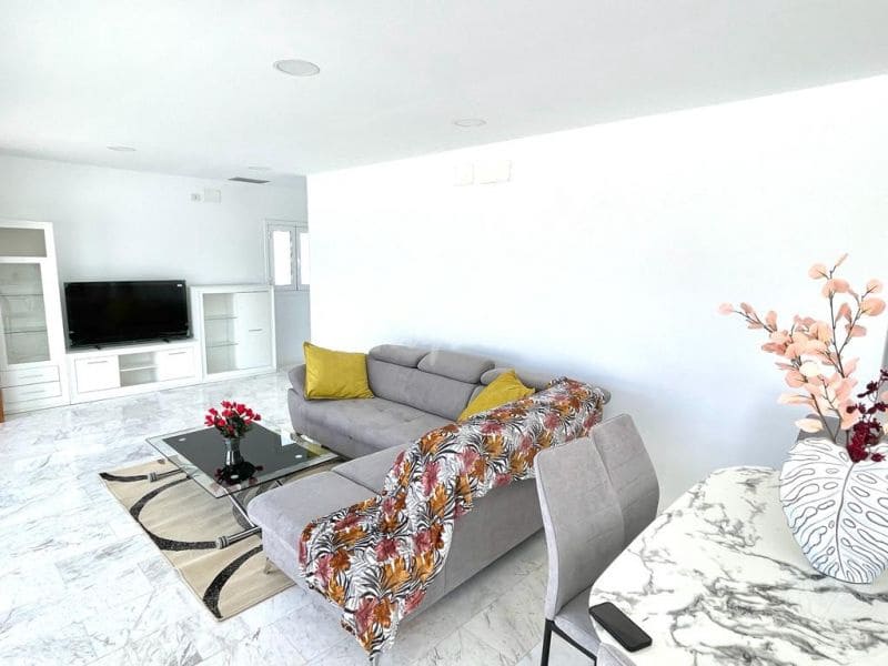 Chalet de 3 habitaciones en Costa Adeje en venta con piscina garaje - 1.900.000 € (Ref: 10001243)