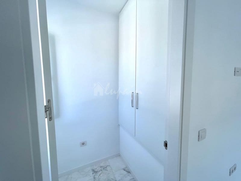 Chalet de 3 habitaciones en Costa Adeje en venta con piscina garaje - 1.900.000 € (Ref: 10001243)