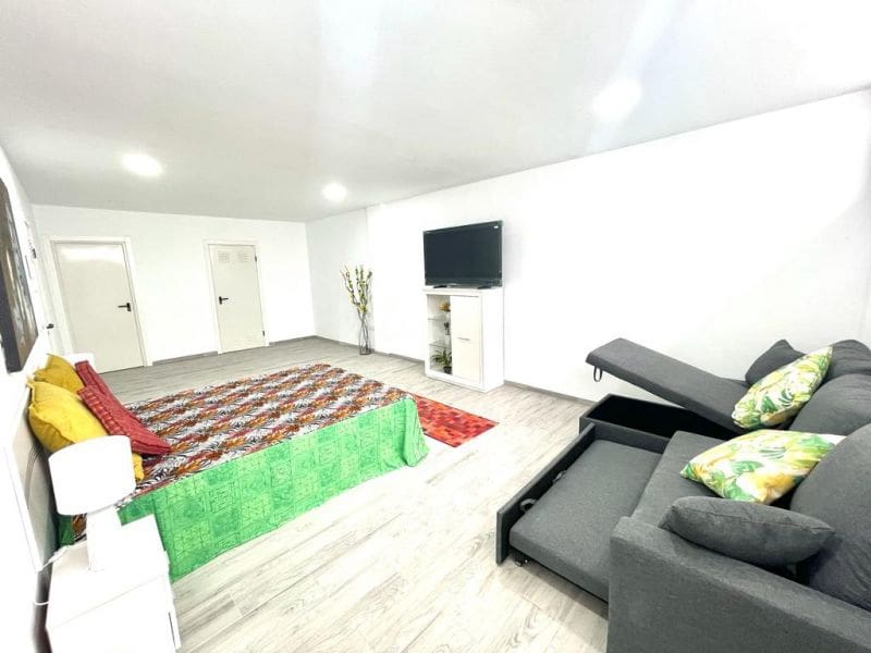 Chalet de 3 habitaciones en Costa Adeje en venta con piscina garaje - 1.900.000 € (Ref: 10001243)