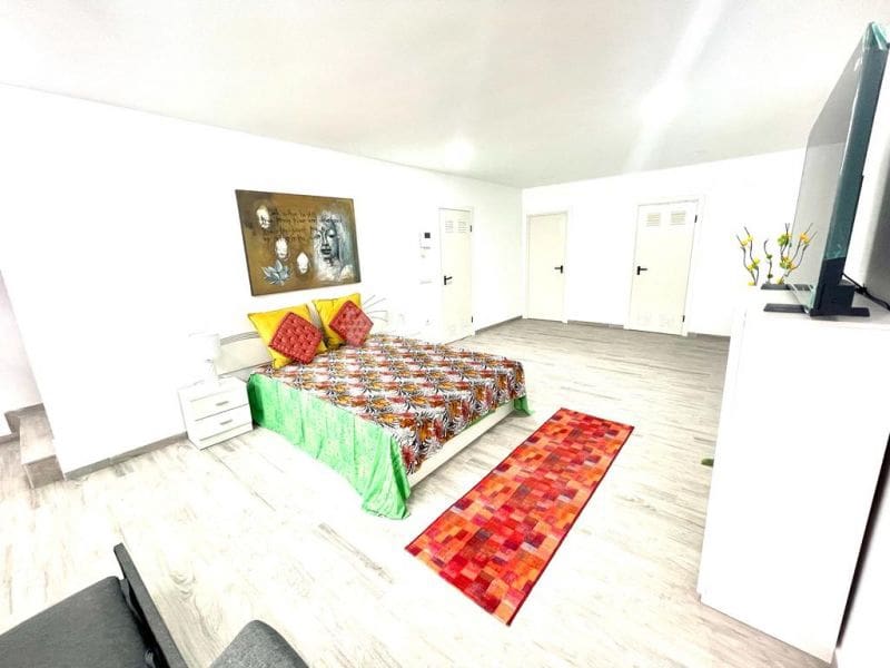 Chalet de 3 habitaciones en Costa Adeje en venta con piscina garaje - 1.900.000 € (Ref: 10001243)