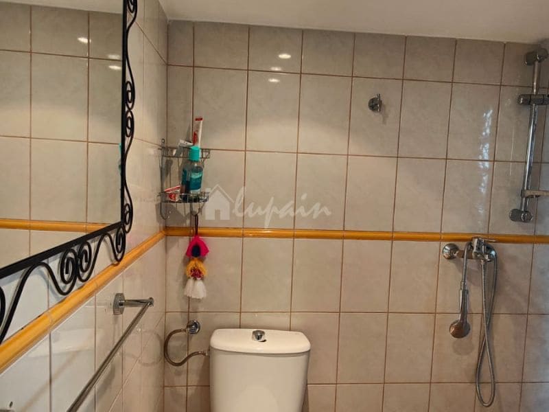 Chalet de 3 habitaciones en Costa del Silencio en venta con piscina garaje - 425.000 € (Ref: 10001245)