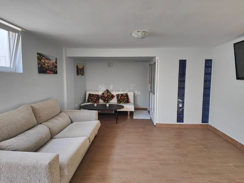 Chalet de 3 habitaciones en Costa del Silencio en venta con piscina garaje - 425.000 € (Ref: 10001245)