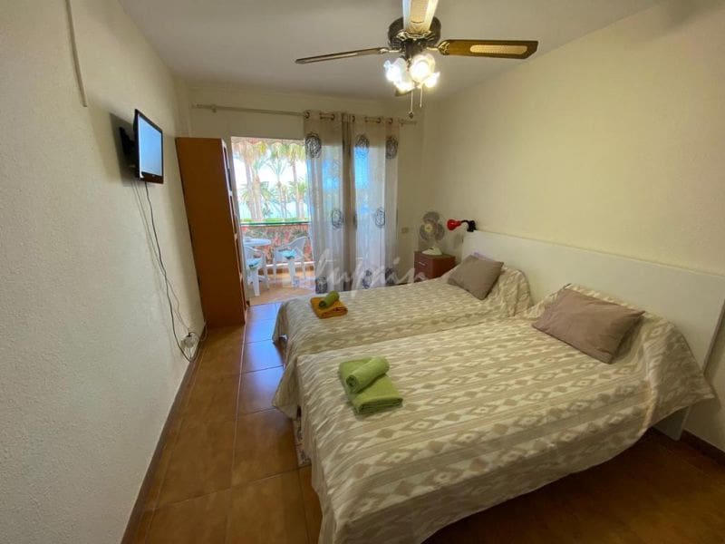 1 sovrum Lägenhet till salu i Los Cristianos med pool garage - 270 000 € (Ref: 10001248)