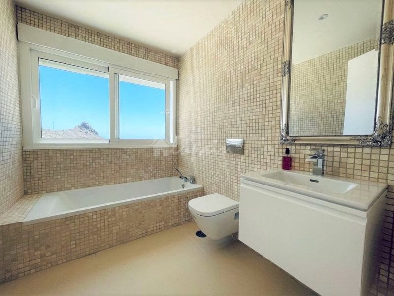 Chalet de 3 habitaciones en Roque del Conde en venta con piscina garaje - 1.790.000 € (Ref: 10001254)