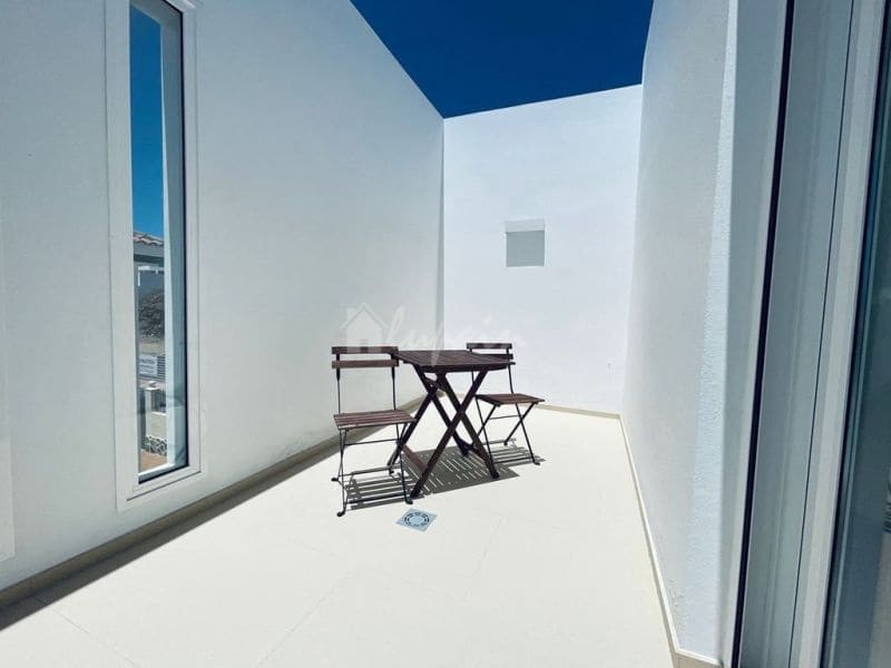 Chalet de 3 habitaciones en Roque del Conde en venta con piscina garaje - 1.790.000 € (Ref: 10001254)
