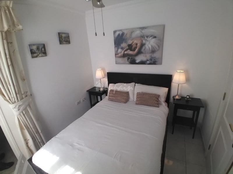 Chalet de 4 habitaciones en Roque del Conde en venta con piscina garaje - 995.000 € (Ref: 10001257)