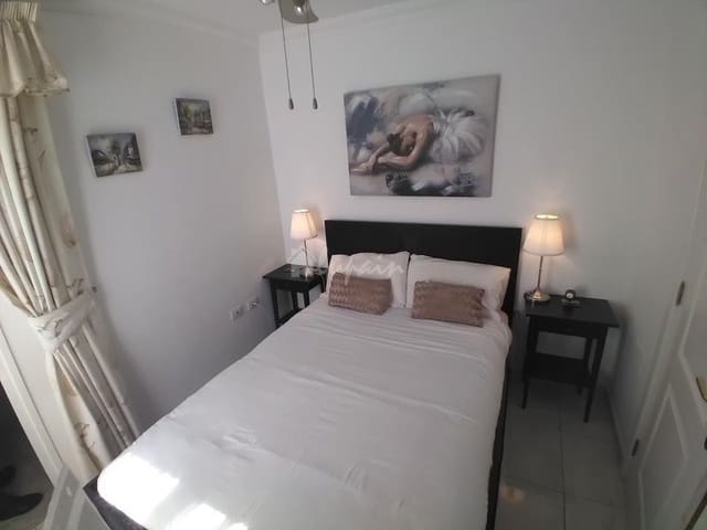 4 soverom Villa til salgs i Roque del Conde, Adeje med svømmebasseng garasje - € 995 000 (Ref: 10001257)