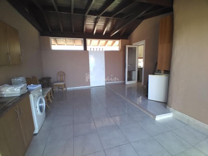 Chalet de 4 habitaciones en Roque del Conde en venta con piscina garaje - 995.000 € (Ref: 10001257)