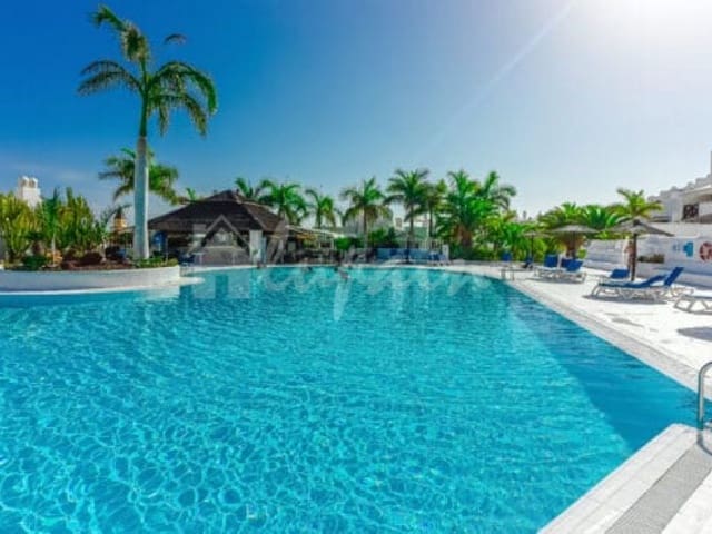 3 slaapkamer Appartement te koop in Playa Paraiso, Adeje met zwembad - € 530.000 (Ref: 10001258)