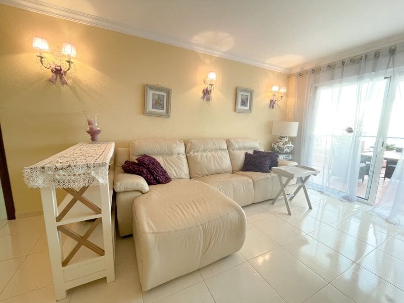 1 slaapkamer Appartement te koop in Torviscas met zwembad garage - € 320.000 (Ref: 10001261)