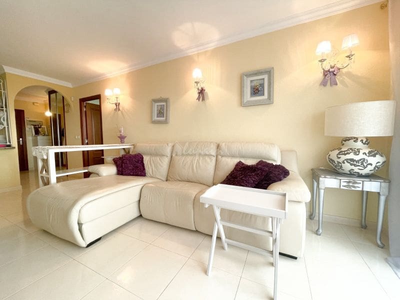 1 slaapkamer Appartement te koop in Torviscas met zwembad garage - € 320.000 (Ref: 10001261)