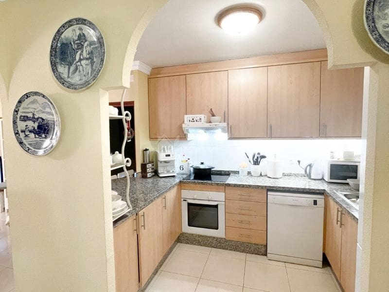 1 slaapkamer Appartement te koop in Torviscas met zwembad garage - € 320.000 (Ref: 10001261)