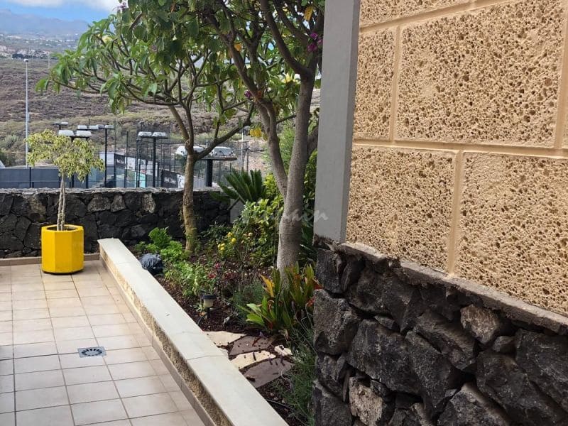 4 Zimmer Haus zu verkaufen in Los Cristianos mit Pool Garage - 750.000 € (Ref: 10001263)