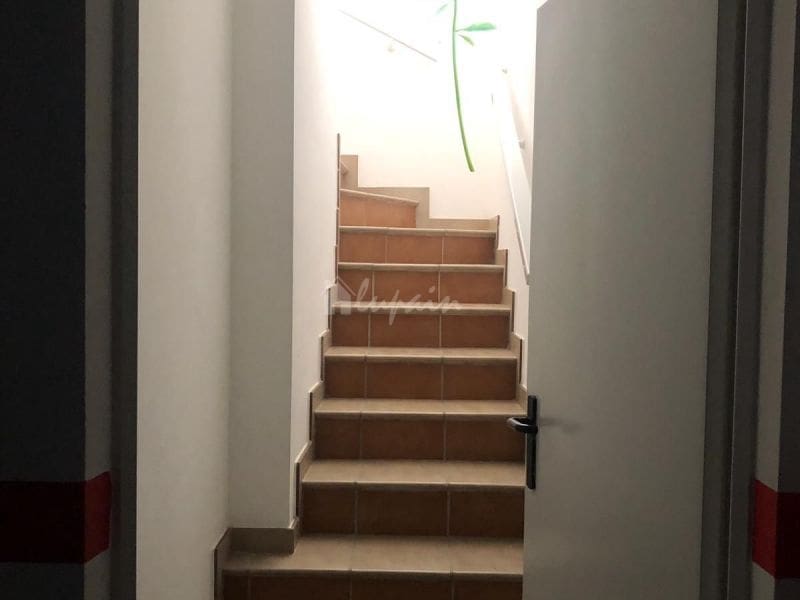 4 Zimmer Haus zu verkaufen in Los Cristianos mit Pool Garage - 750.000 € (Ref: 10001263)