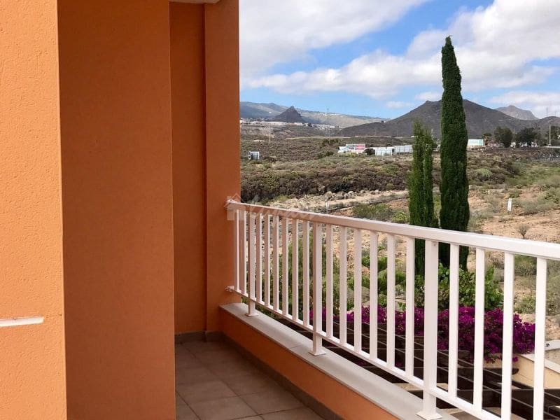 4 Zimmer Haus zu verkaufen in Los Cristianos mit Pool Garage - 750.000 € (Ref: 10001263)