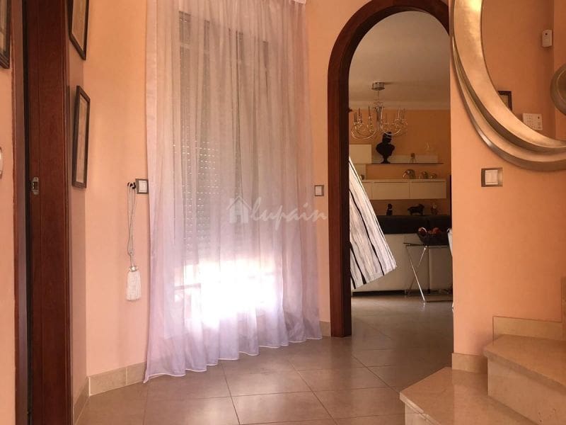 4 Zimmer Haus zu verkaufen in Los Cristianos mit Pool Garage - 750.000 € (Ref: 10001263)