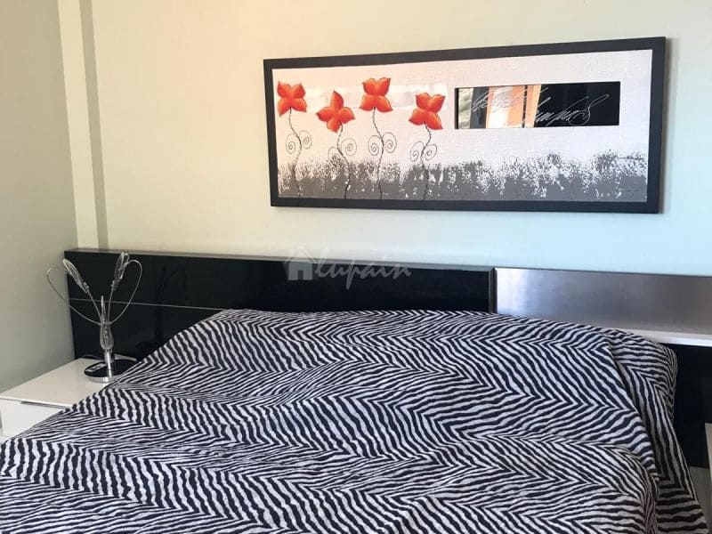 4 Zimmer Haus zu verkaufen in Los Cristianos mit Pool Garage - 750.000 € (Ref: 10001263)