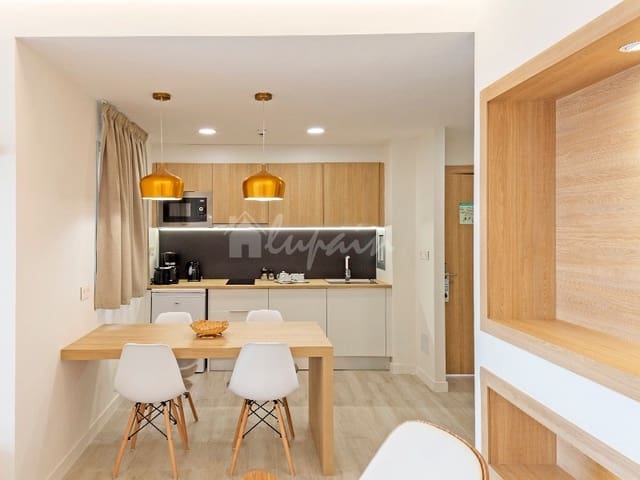1 Zimmer Penthouse zu verkaufen in Los Cristianos, Arona mit Pool - 225.000 € (Ref: 10001264)