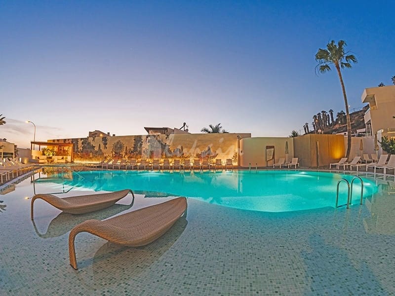 1 Zimmer Penthouse zu verkaufen in Los Cristianos mit Pool - 225.000 € (Ref: 10001264)