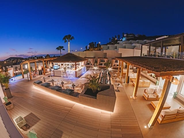 1 Zimmer Penthouse zu verkaufen in Los Cristianos, Arona mit Pool - 225.000 € (Ref: 10001264)