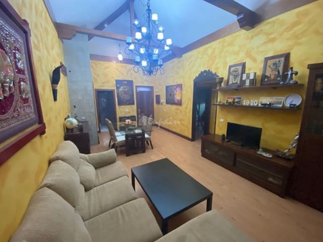 3 chambre Villa/Maison à vendre à Parque de la Reina, Arona avec garage - 550 000 € (Ref: 10001265)