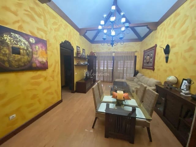 3 chambre Villa/Maison à vendre à Parque de la Reina, Arona avec garage - 550 000 € (Ref: 10001265)