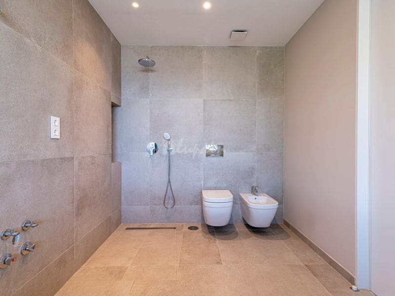 4 chambre Villa/Maison à vendre à Callao Salvaje avec piscine garage - 1 250 000 € (Ref: 10001266)