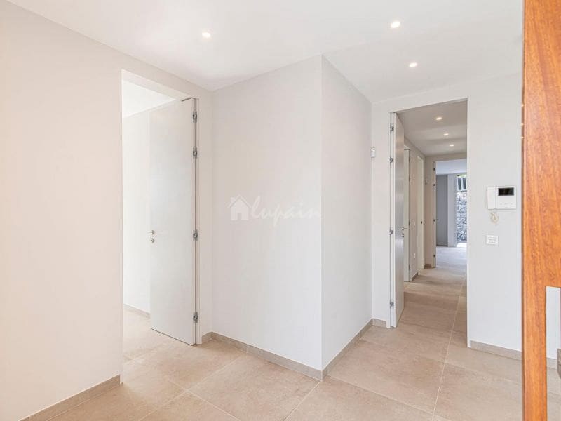 4 chambre Villa/Maison à vendre à Callao Salvaje avec piscine garage - 1 250 000 € (Ref: 10001266)