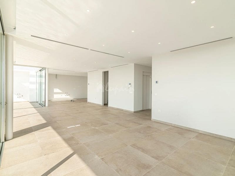 4 chambre Villa/Maison à vendre à Callao Salvaje avec piscine garage - 1 250 000 € (Ref: 10001266)