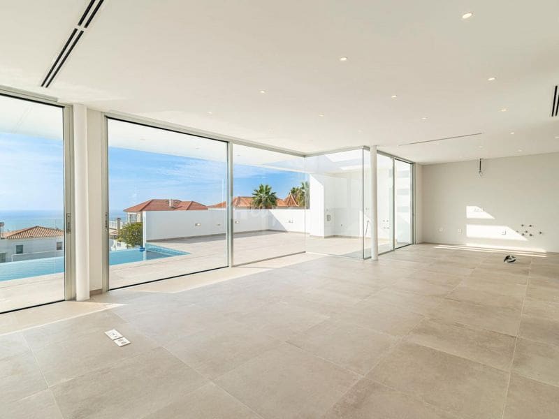 4 chambre Villa/Maison à vendre à Callao Salvaje avec piscine garage - 1 250 000 € (Ref: 10001266)