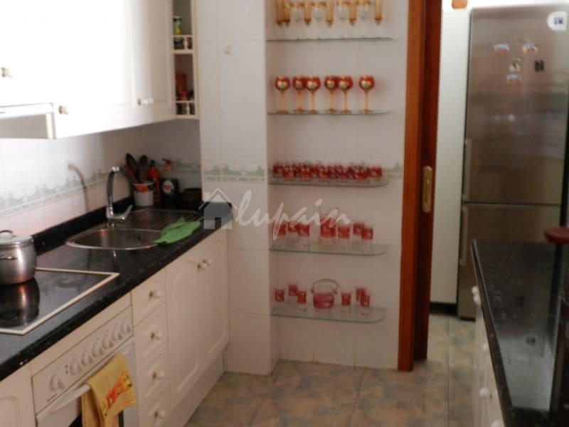 3 soveværelse Lejlighed til salg i Los Cristianos med swimmingpool - € 545.000 (Ref: 10001267)
