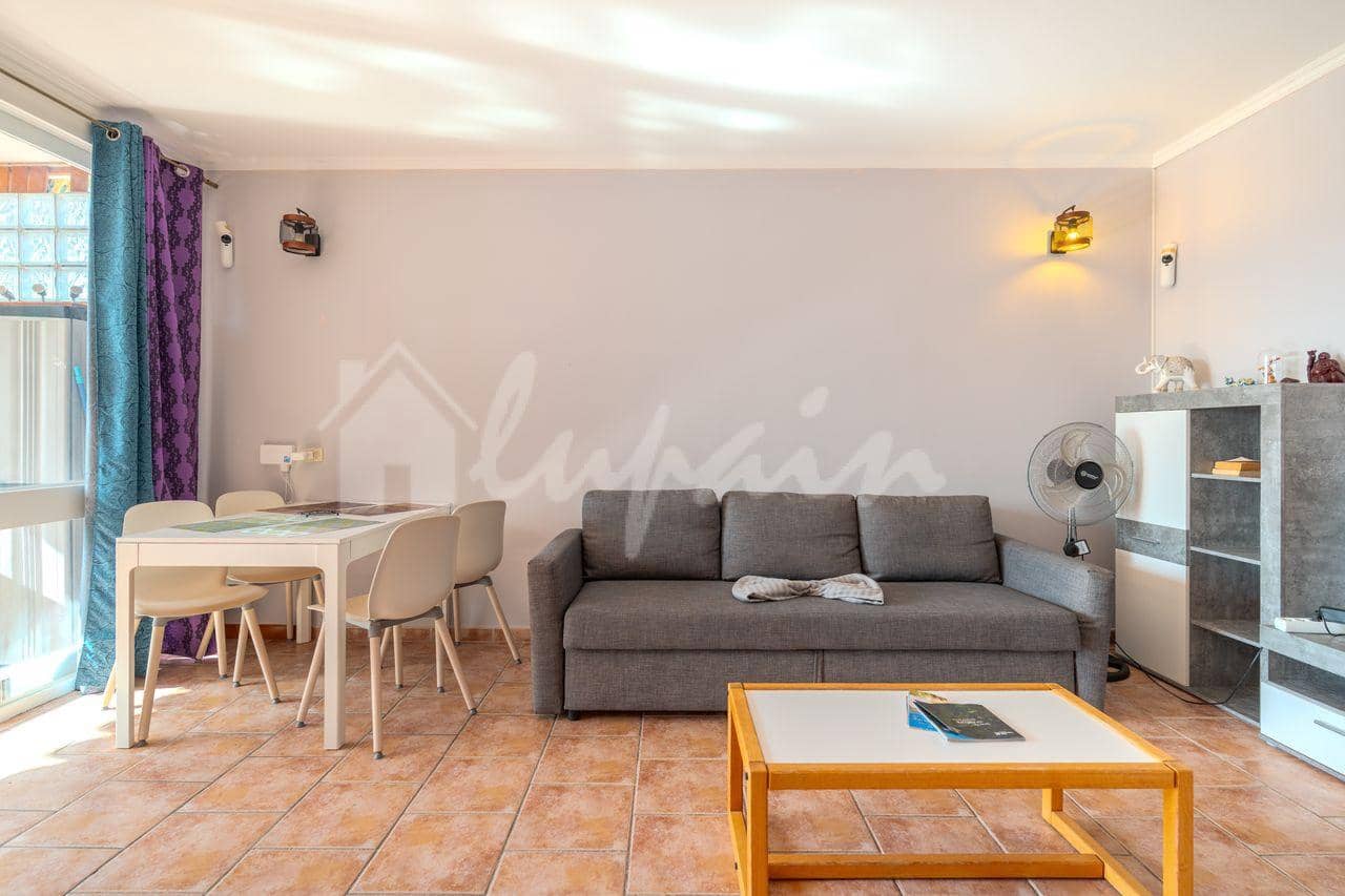 1 bedroom Apartment for sale in Costa del Silencio with pool - € 219,000 (Ref: 10035958)