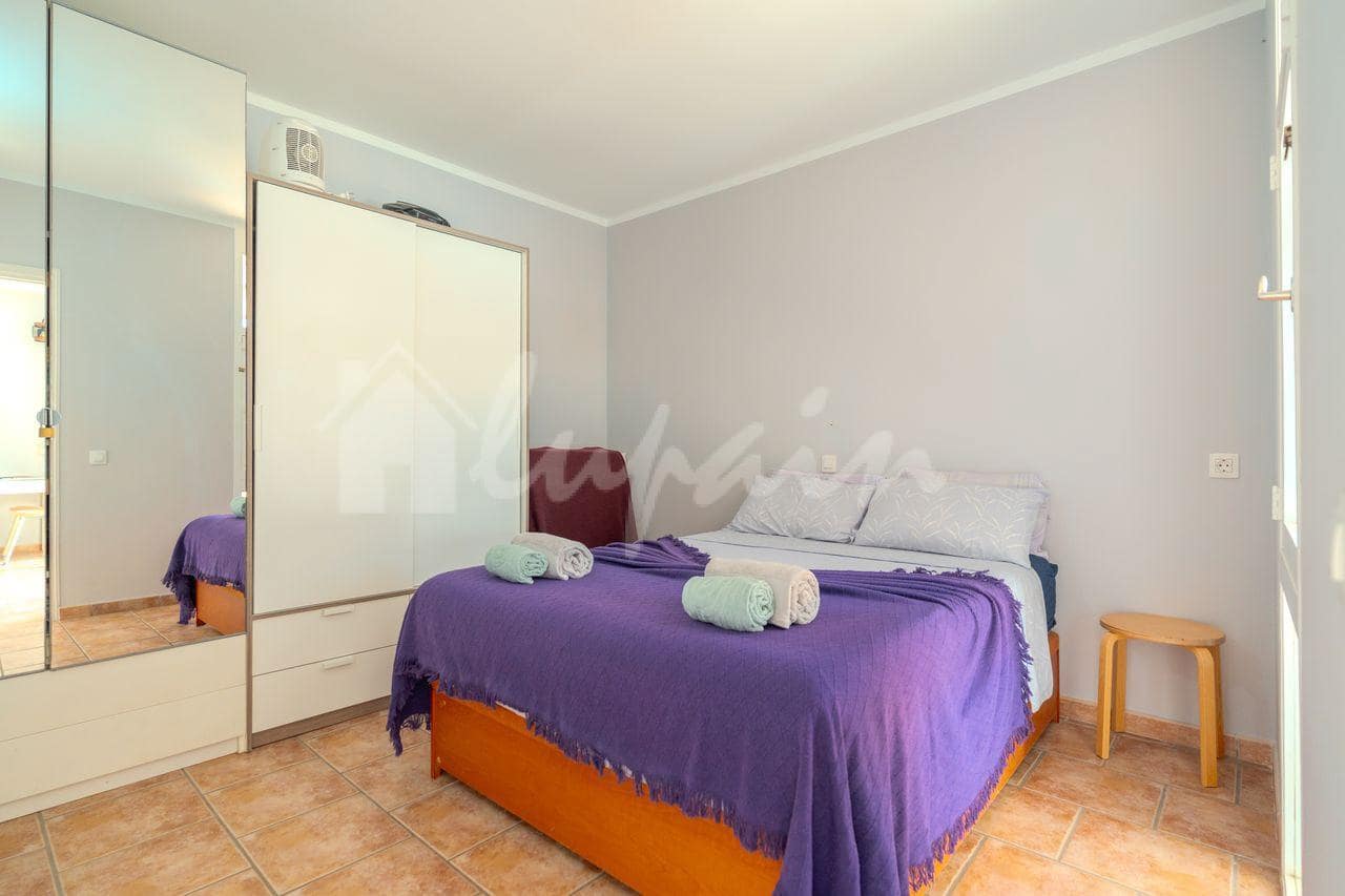 1 bedroom Apartment for sale in Costa del Silencio with pool - € 219,000 (Ref: 10035958)