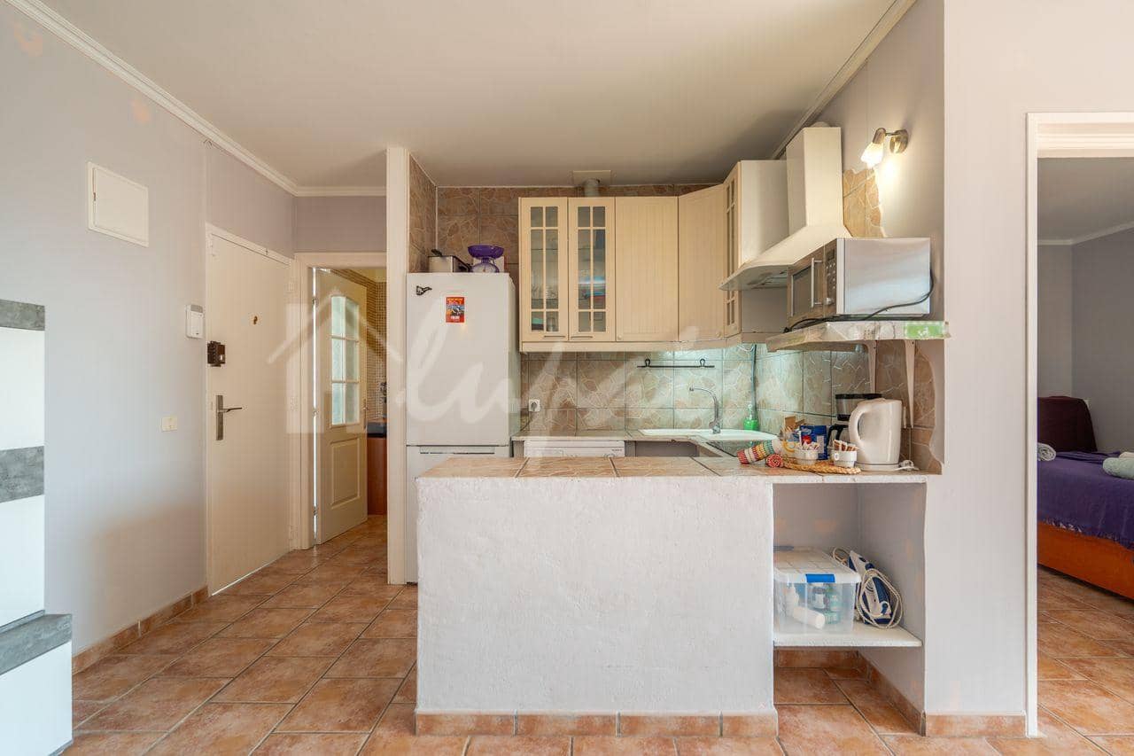 1 bedroom Apartment for sale in Costa del Silencio with pool - € 219,000 (Ref: 10035958)
