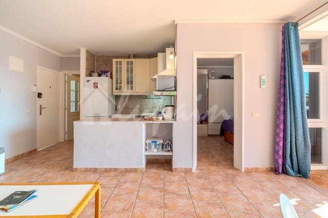1 bedroom Apartment for sale in Costa del Silencio, Arona with pool - € 219,000 (Ref: 10035958)