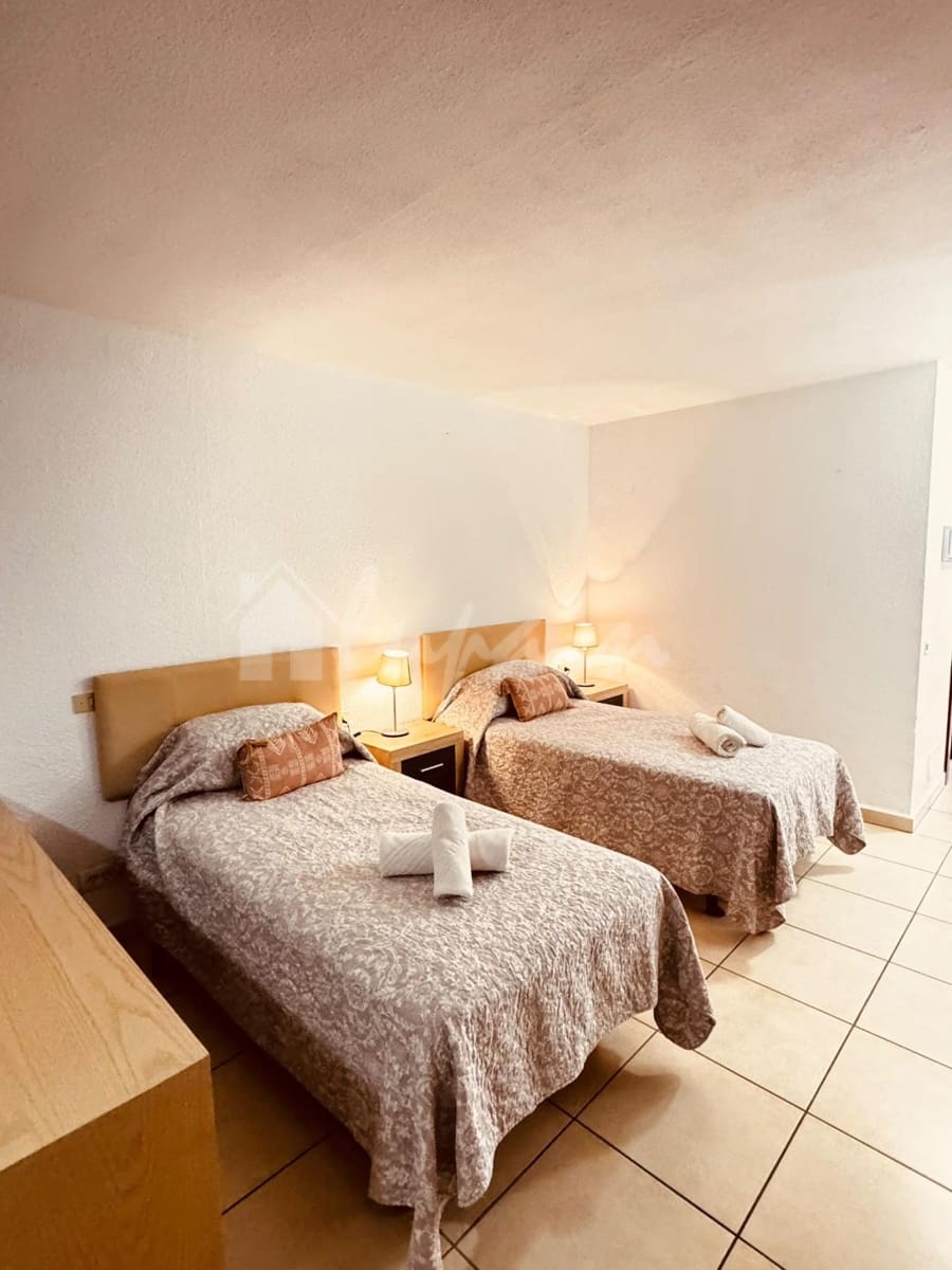 Studio te koop in Los Cristianos met zwembad - € 219.000 (Ref: 10057562)
