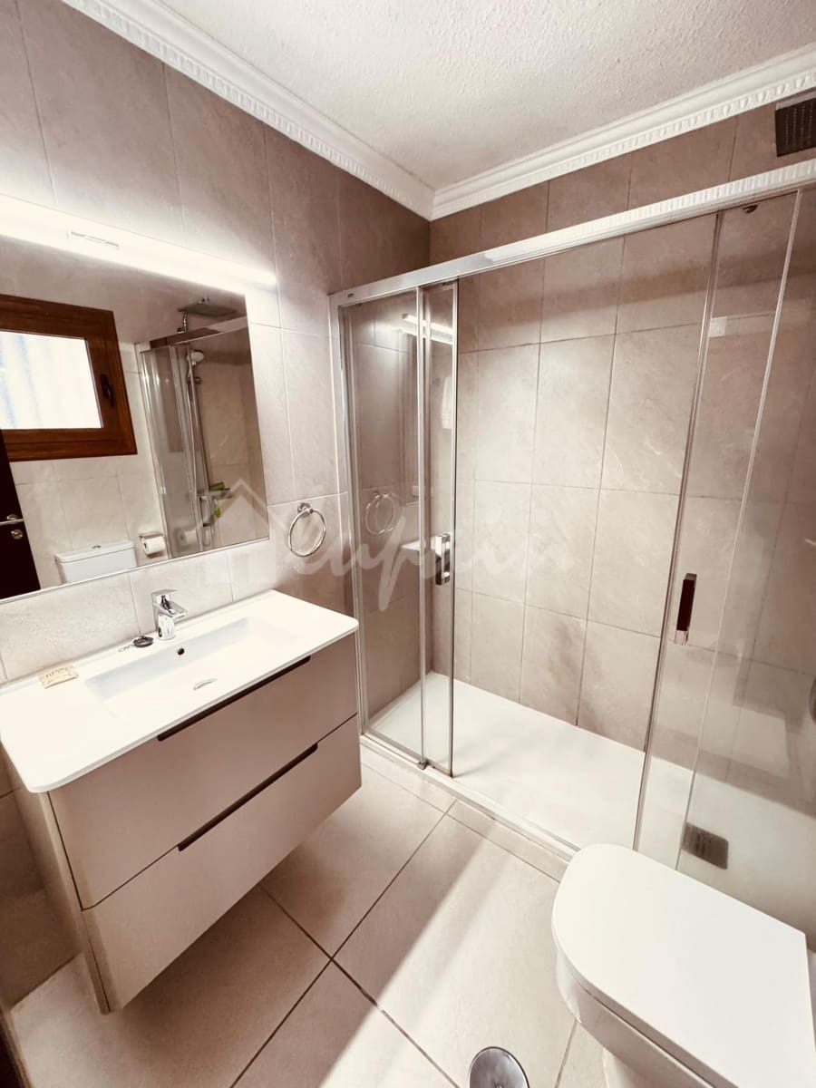 Studio te koop in Los Cristianos met zwembad - € 219.000 (Ref: 10057562)