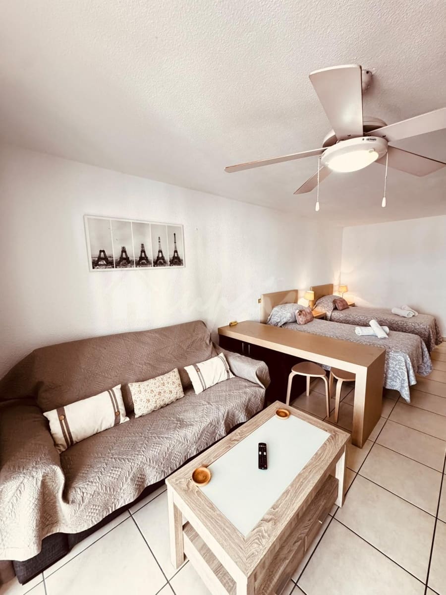 Studio te koop in Los Cristianos met zwembad - € 219.000 (Ref: 10057562)