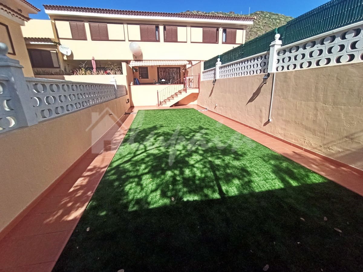 3 sypialnia Dom na sprzedaż w Costa Adeje z garażem - 480 000 € (Ref: 10079903)