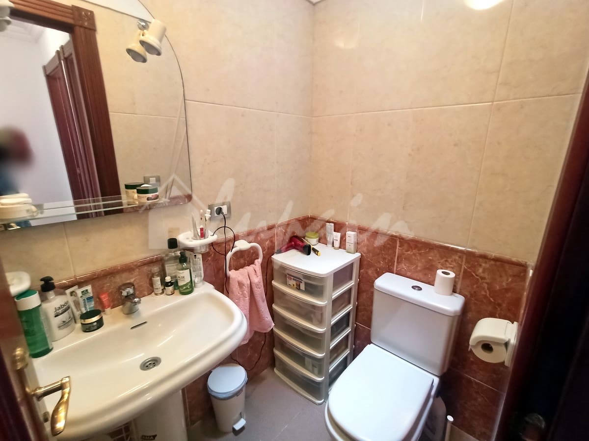 3 sypialnia Dom na sprzedaż w Costa Adeje z garażem - 480 000 € (Ref: 10079903)
