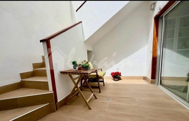 2 Zimmer Apartment zu verkaufen in Costa del Silencio, Arona mit Pool - 249.000 € (Ref: 10088604)