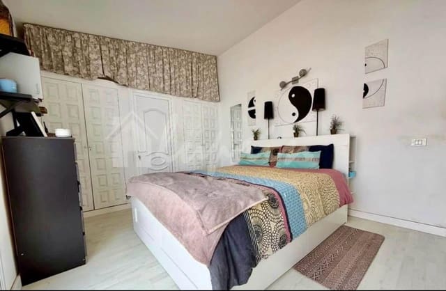 2 Zimmer Apartment zu verkaufen in Costa del Silencio, Arona mit Pool - 249.000 € (Ref: 10088604)