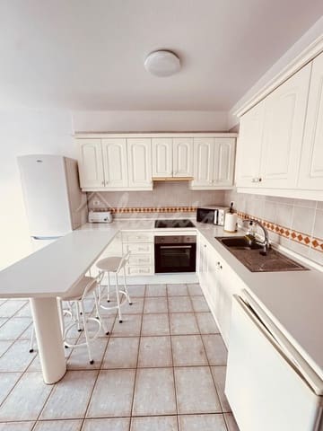 1 quarto Apartamento para venda em Los Cristianos, Arona com piscina - 295 000 € (Ref: 10093921)