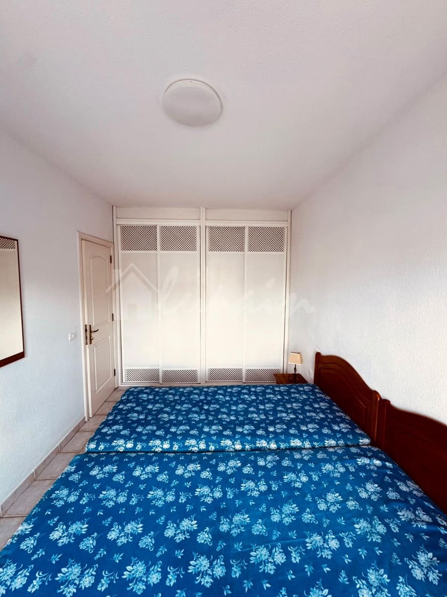 1 quarto Apartamento para venda em Los Cristianos com piscina - 295 000 € (Ref: 10093921)