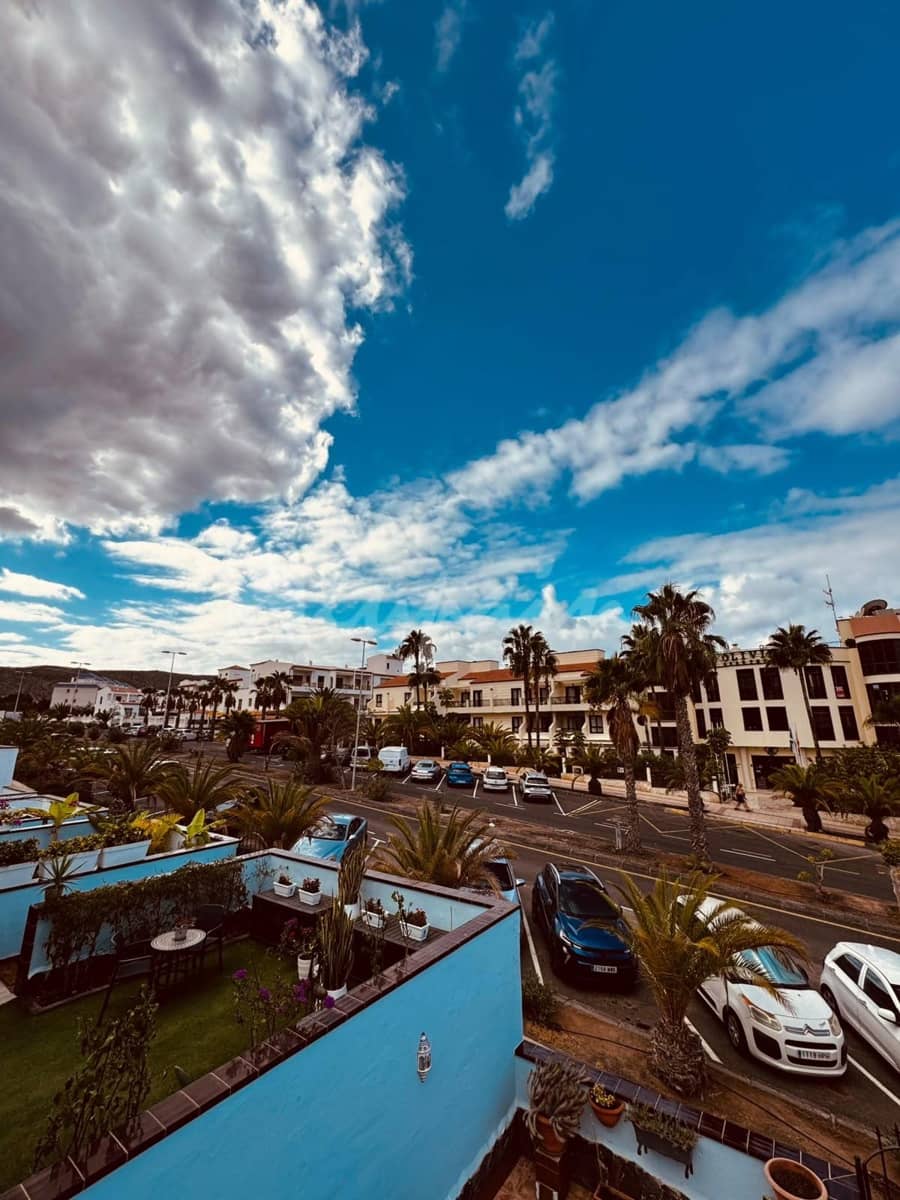 1 quarto Apartamento para venda em Los Cristianos com piscina - 295 000 € (Ref: 10093921)