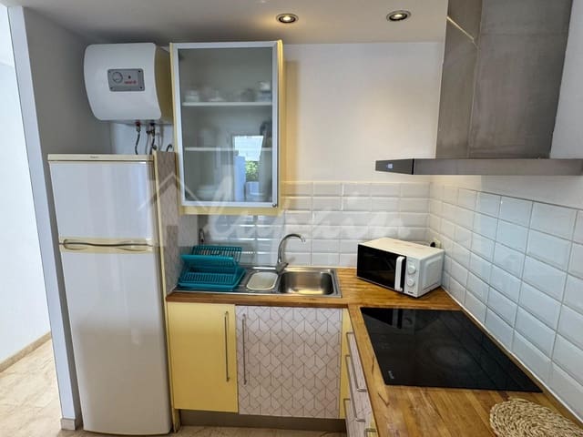 1 sypialnia Apartament na sprzedaż w Costa del Silencio, Arona z basenem - 197 000 € (Ref: 10095638)